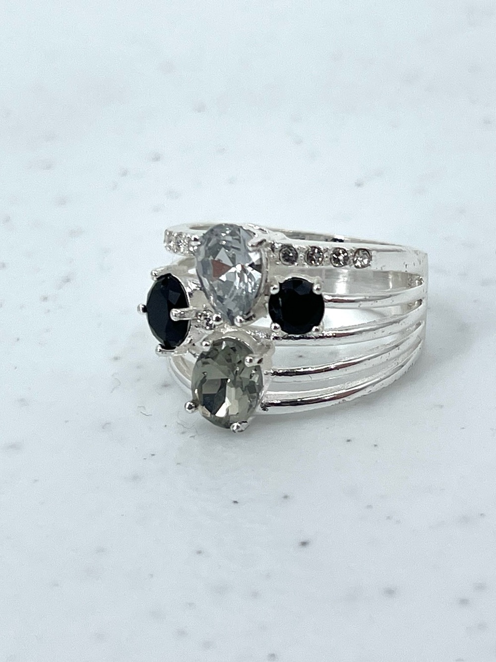 Fashion silver toned black stone costume jewelry